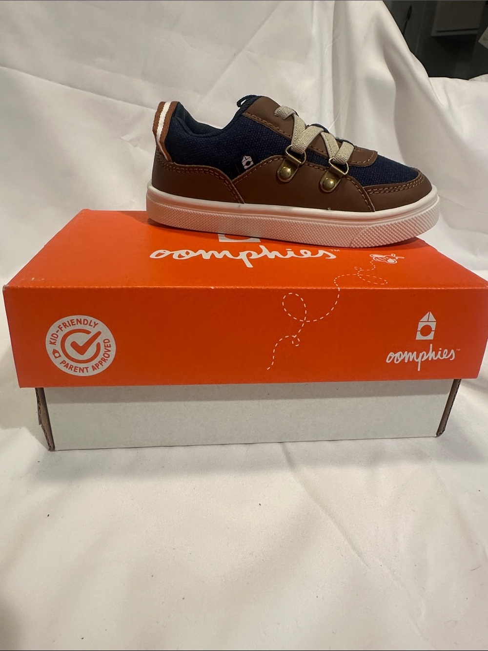 oomphies Kids Navy and Brown Lace-Style Sneaker